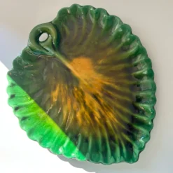 Grand plat feuille d’alocasia