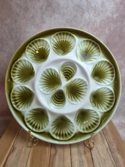 Grand plat à huîtres vintage en faïence verte – probablement Saint-amand – 35,5 cm
