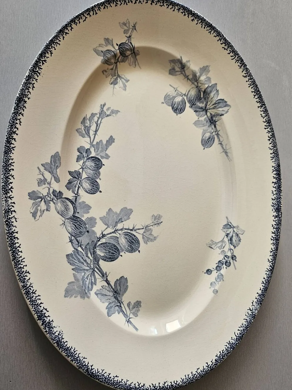 Grand plat ovale ancien Sarreguemines – modèle Goseilles
