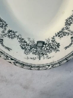 Grand plat ovale en terre de fer 41x27cm