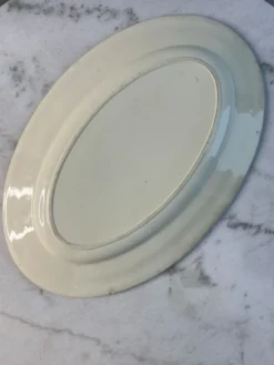 Grand plat ovale en terre de fer 41x27cm