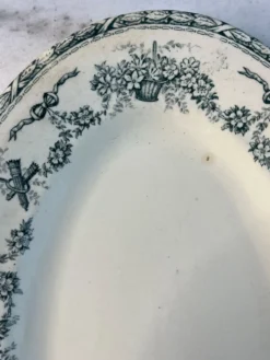 Grand plat ovale en terre de fer 41x27cm