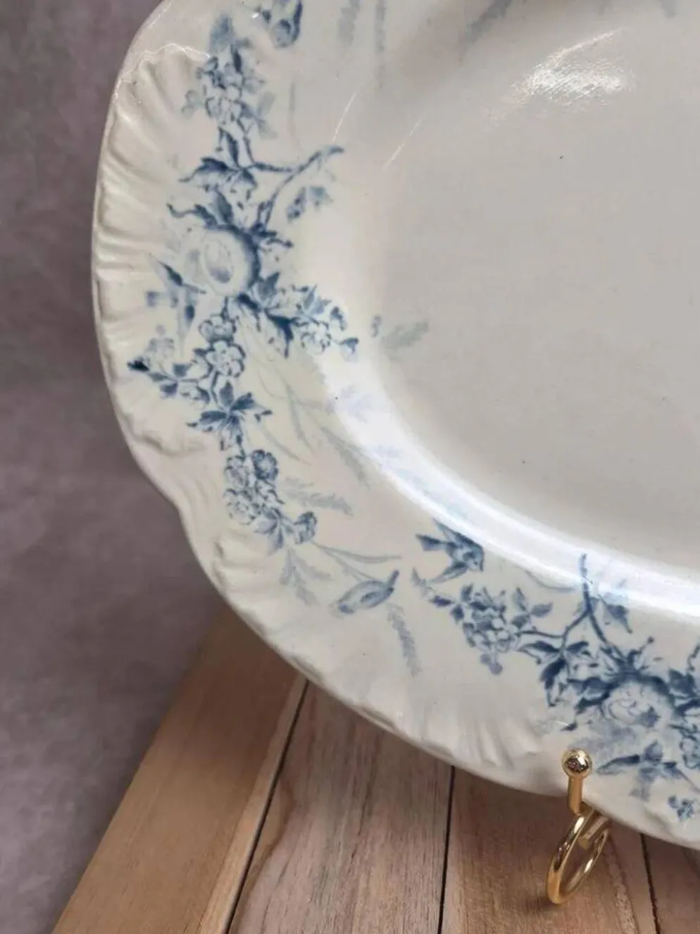 Grand plat ovale Terre de Fer Creil et Montereau Linotte – Xixe
