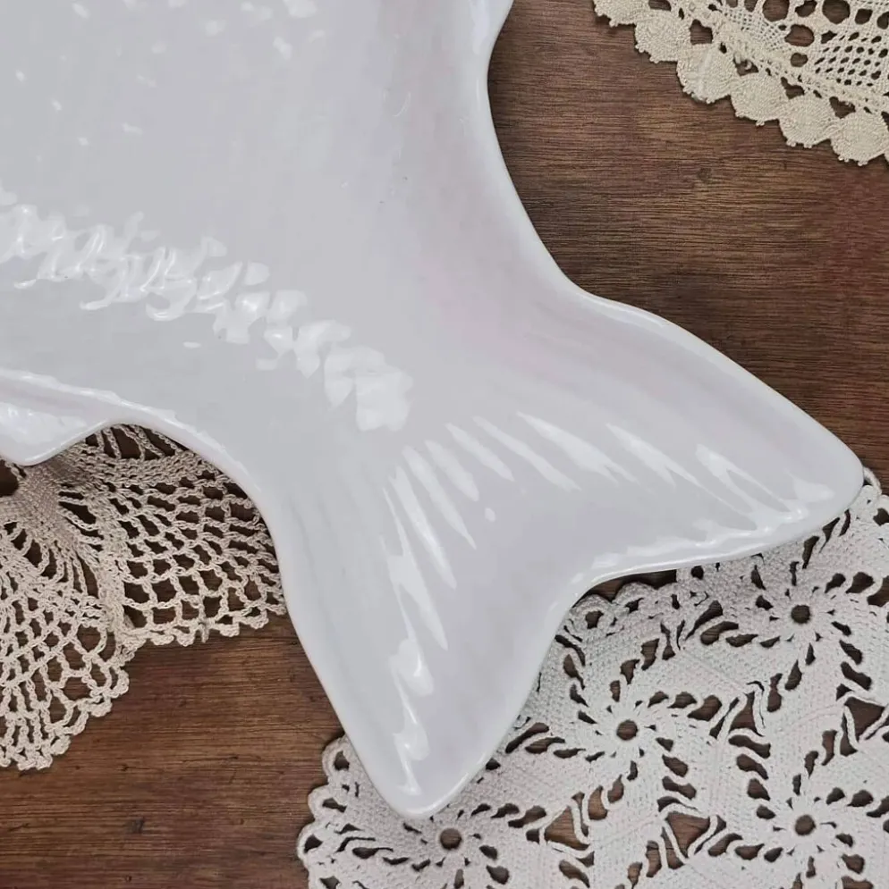 Grand plat poisson en porcelaine blanche, style Limoges