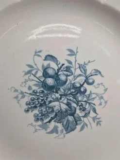 Grand plat rond en terre de fer Clairefontaine modèle Pompadour 33 cm