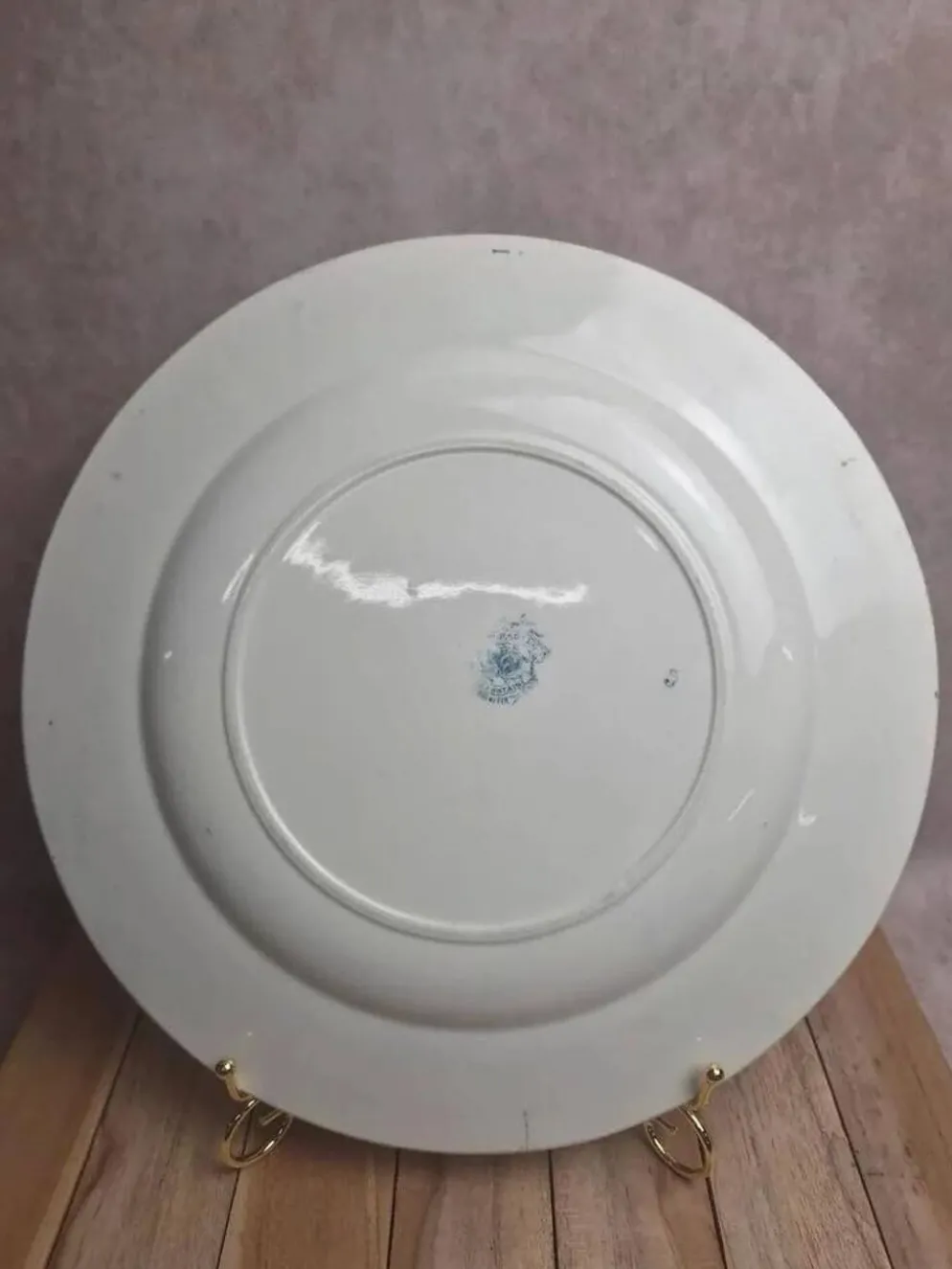 Grand plat rond en terre de fer Clairefontaine modèle Pompadour 33 cm