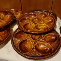Grand Plat St Clément et ses 6 assiettes à huîtres
