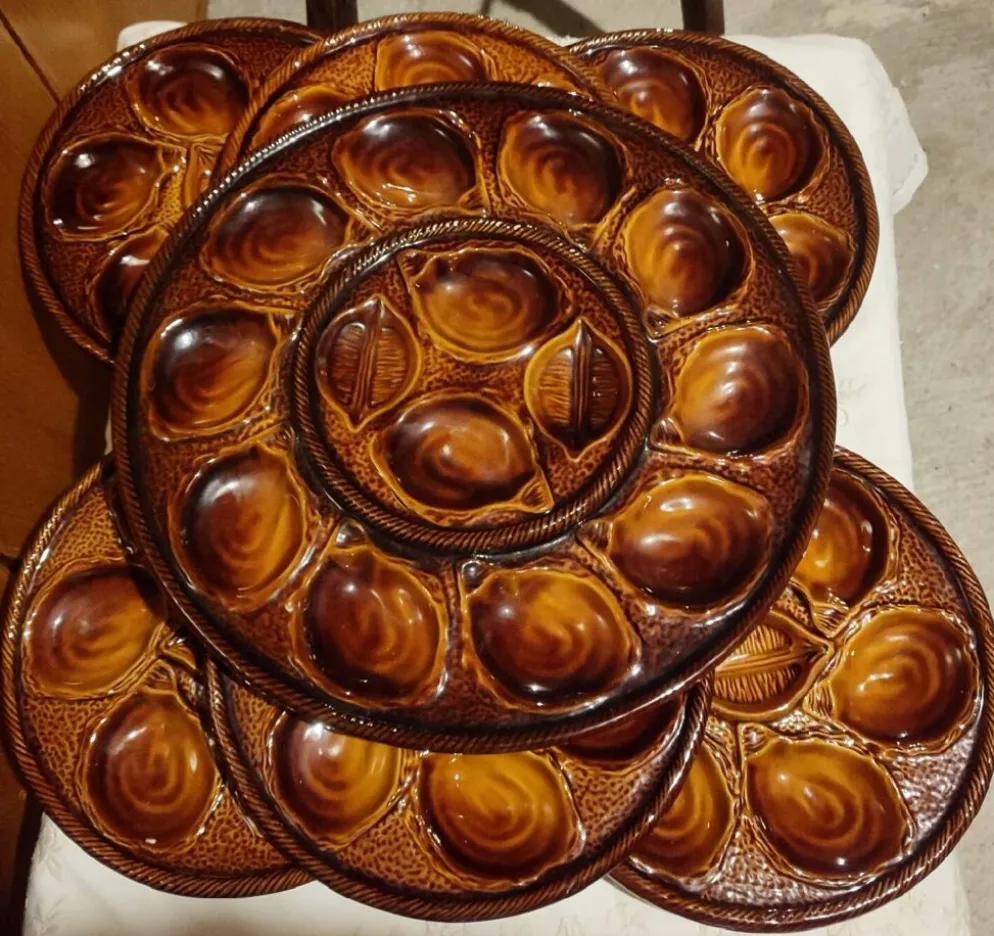 Grand Plat St Clément et ses 6 assiettes à huîtres