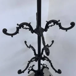 Grand porte-manteau en fonte ornée avec 12 crochets
