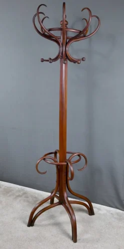 Grand porte-manteau perroquet en hêtre courbé, goût Thonet – début XXe