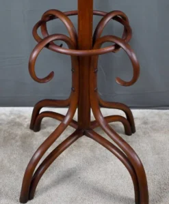 Grand porte-manteau perroquet en hêtre courbé, goût Thonet – début XXe