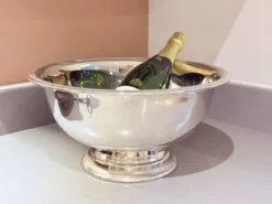 Grand seau à champagne en argent massif plaqué / refroidisseur à vin sur piédestal