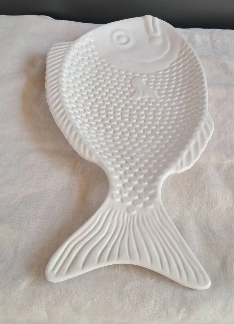 Grand service à poisson vintage en céramique blanche – Lot de 4 pièces
