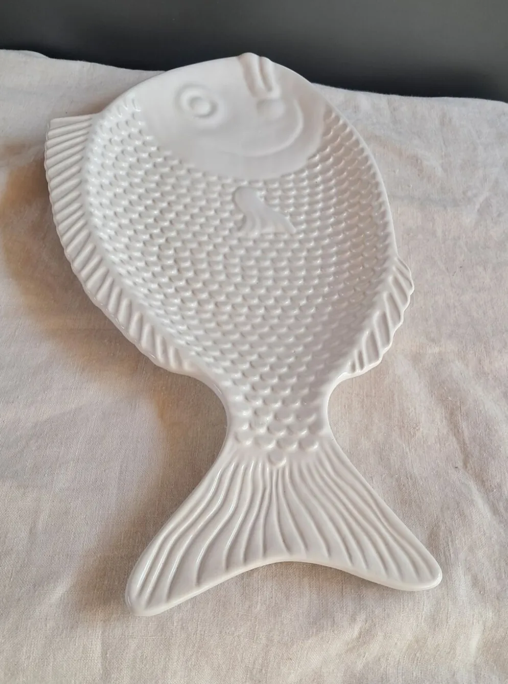 Grand service à poisson vintage en céramique blanche – Lot de 4 pièces