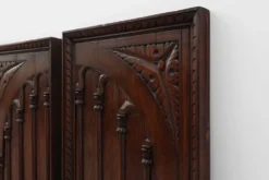 Grands panneaux muraux sculptés en chêne portugais, années 1850, lot de 2