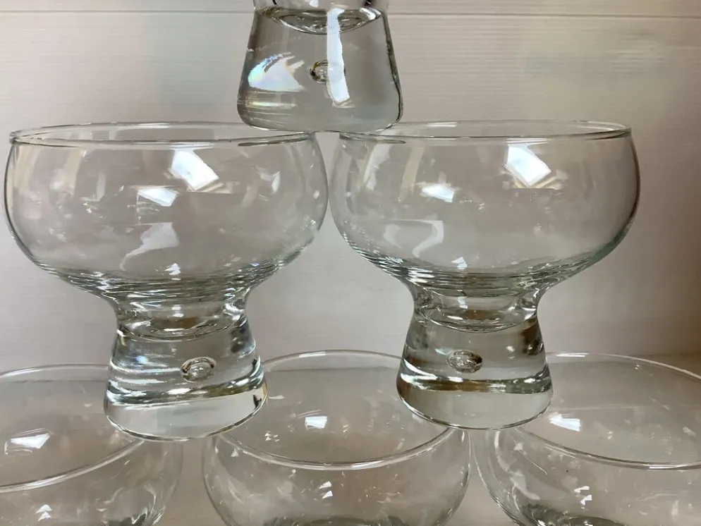 6 grands verres coupes bulle au pied style kosta boda