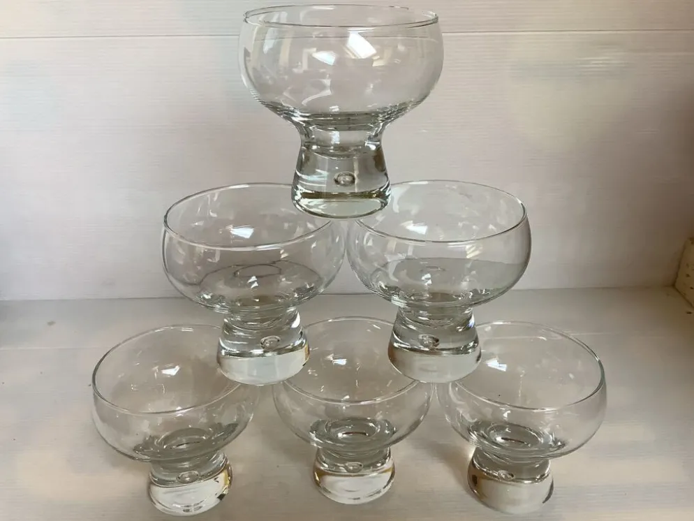 6 grands verres coupes bulle au pied style kosta boda