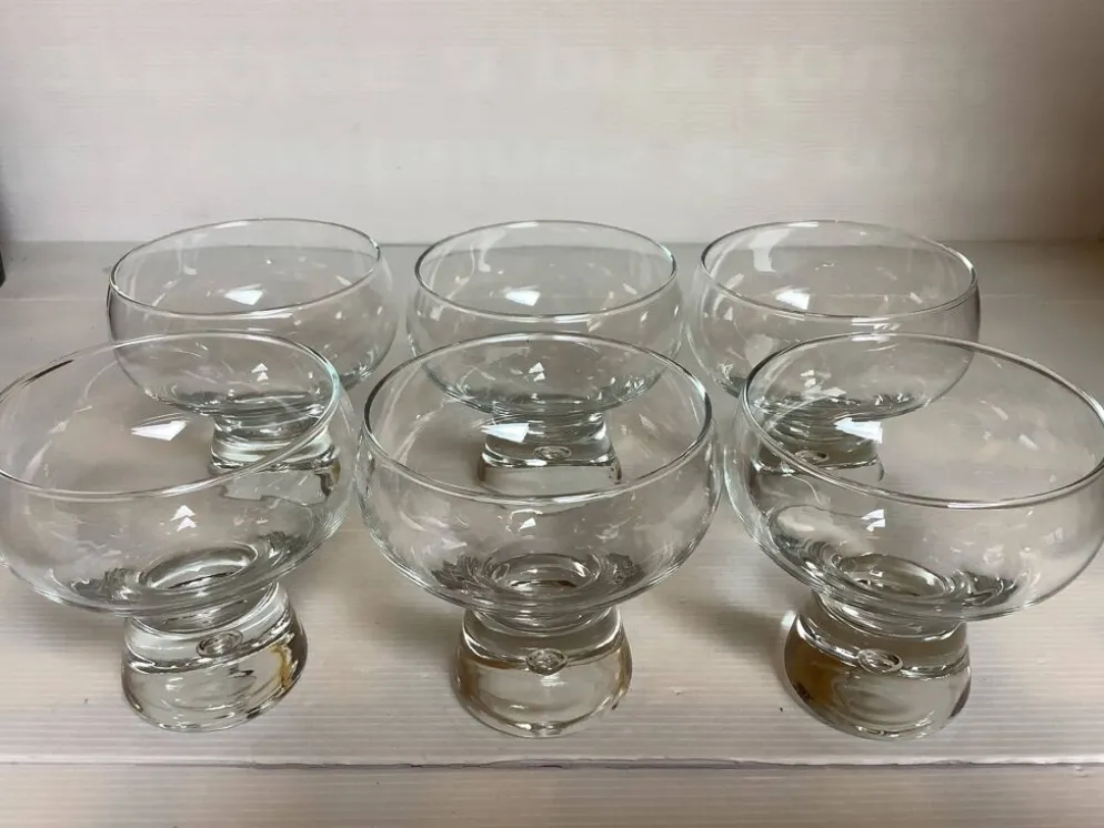 6 grands verres coupes bulle au pied style kosta boda