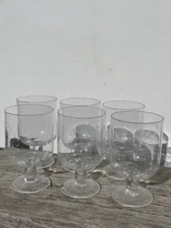 6 grands verres à pied en verre bullé transparent