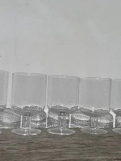 6 grands verres à pied en verre bullé transparent