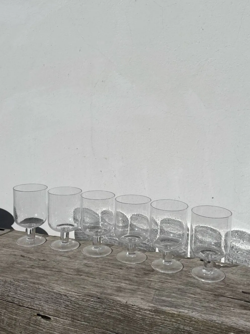 6 grands verres à pied en verre bullé transparent