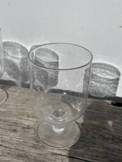 6 grands verres à pied en verre bullé transparent