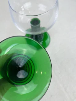 2 Grands verres vintage vert