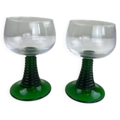 2 Grands verres vintage vert