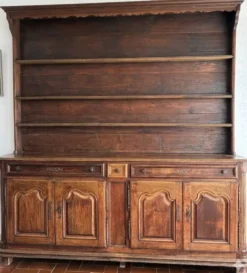 Grand vaisselier