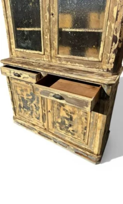 Grand vaisselier deux corps Louis Philippe – patine bleu beige