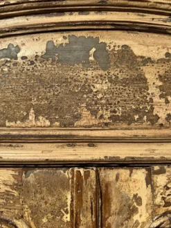 Grand vaisselier deux corps Louis Philippe – patine bleu beige