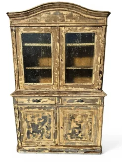 Grand vaisselier deux corps Louis Philippe – patine bleu beige