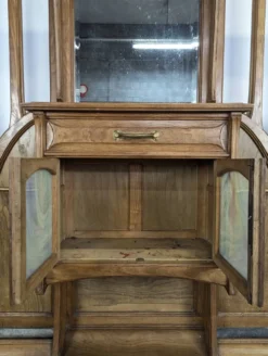 Grand vestiaire Art Nouveau dans le style de Vand de Velde