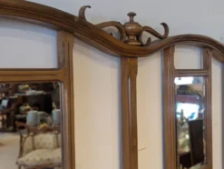 Grand vestiaire Art Nouveau en bois courbé, vers 1900