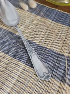 Grosse cuillère en métal argenté