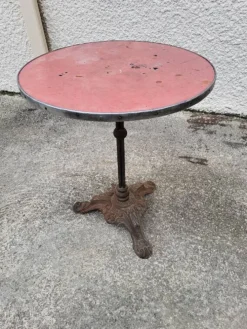 Gueridon de bistrot rond pied en fonte n°8