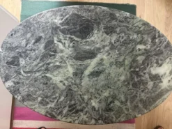 Gueridon pseudo Knoll marbre vert