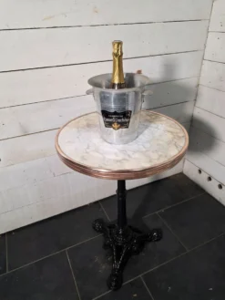 Guéridon de bistrot dessus marbre et laiton pied fonte