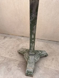 Guéridon en fonte art deco