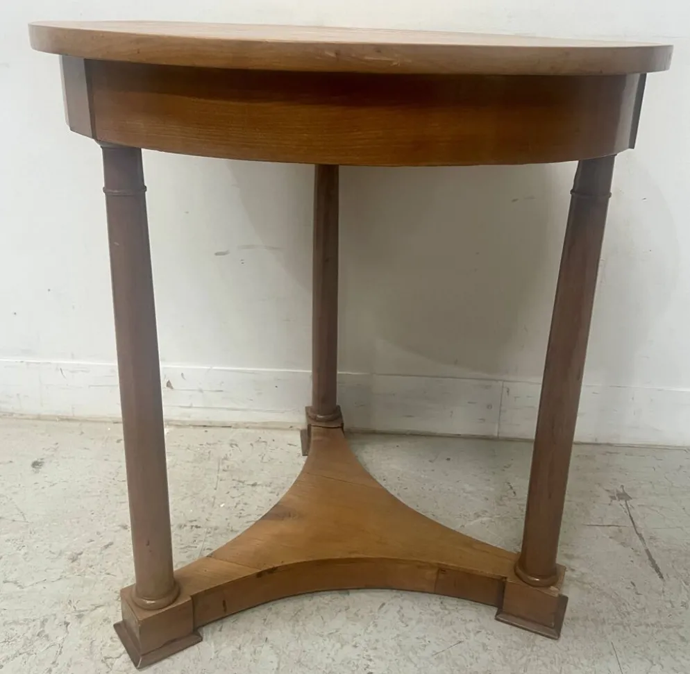 Guéridon rond de style Empire en merisier XIX siècle