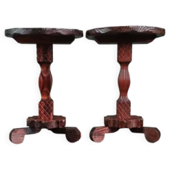 2 guéridons, tables d'appoint tripodes bois sculpté à la main. Espagne 40's