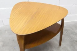 Guéridon / table basse tripode Bow Wood dessin Steiner pour Baumann 1960