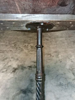 Guéridon table de bistrot de campagne