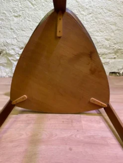 Guéridon tripode Bow Wood par Steiner