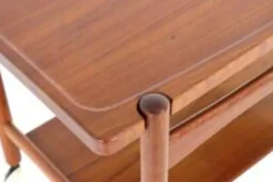 Hans J. Wegner pour le chariot Andreas Tuck - design danois