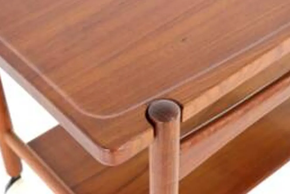 Hans J. Wegner pour le chariot Andreas Tuck - design danois