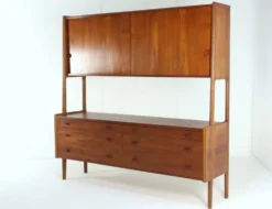 Hans Wegner pour RY mobiler RY-20 kast - Deens design
