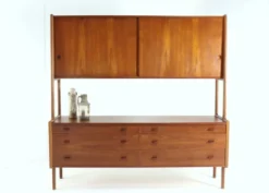 Hans Wegner pour RY mobiler RY-20 kast - Deens design