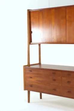 Hans Wegner pour RY mobiler RY-20 kast - Deens design