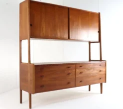 Hans Wegner pour RY mobiler RY-20 kast - Deens design